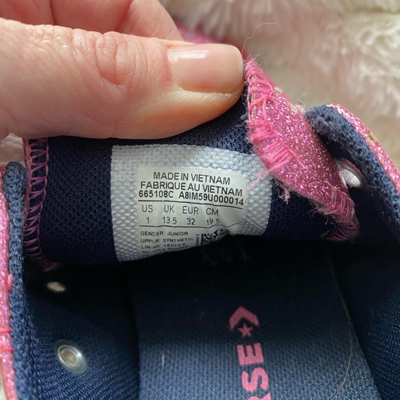 Converse All Star shoes - Picture 2 of 4